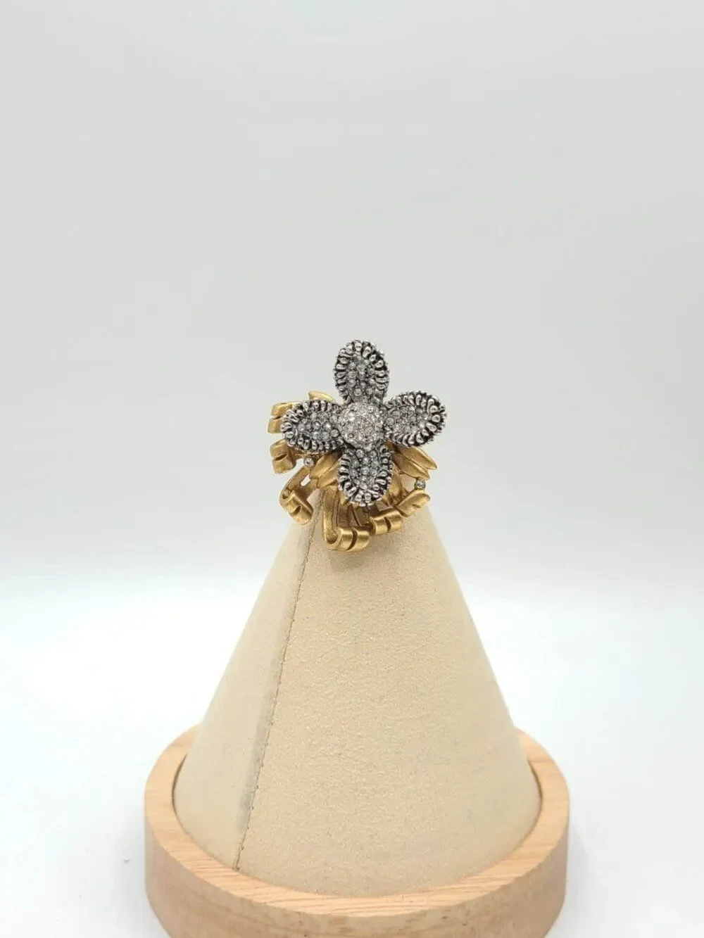 J Crew Gold Tone Pave Crystal Ring size 7